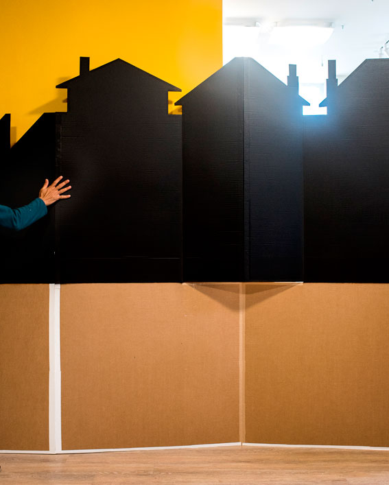 Le Papier Raconte - Le Mur de Mémoire