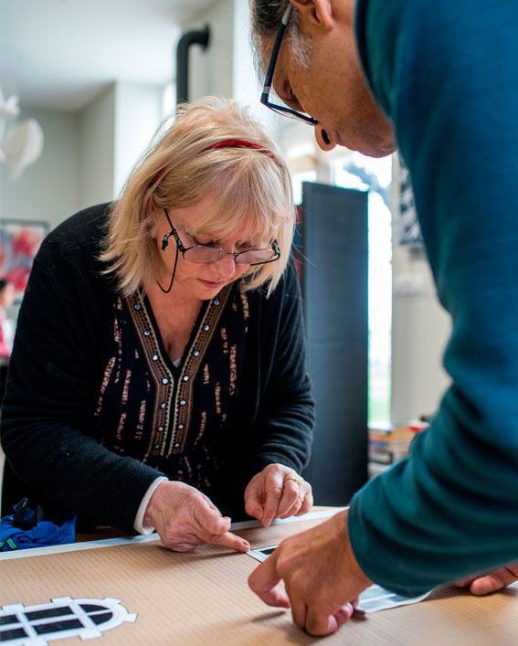 Le Papier Raconte - Le Mur de Mémoire